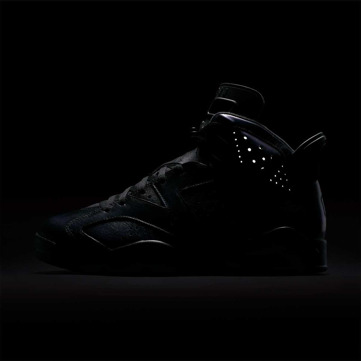 Кроссовки для баскетбола Nike AIR JORDAN 6 RETRO AS