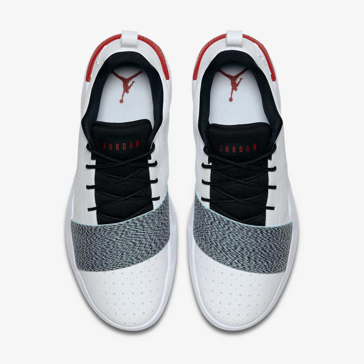 Кроссовки для баскетбола Nike JORDAN BREAKOUT 