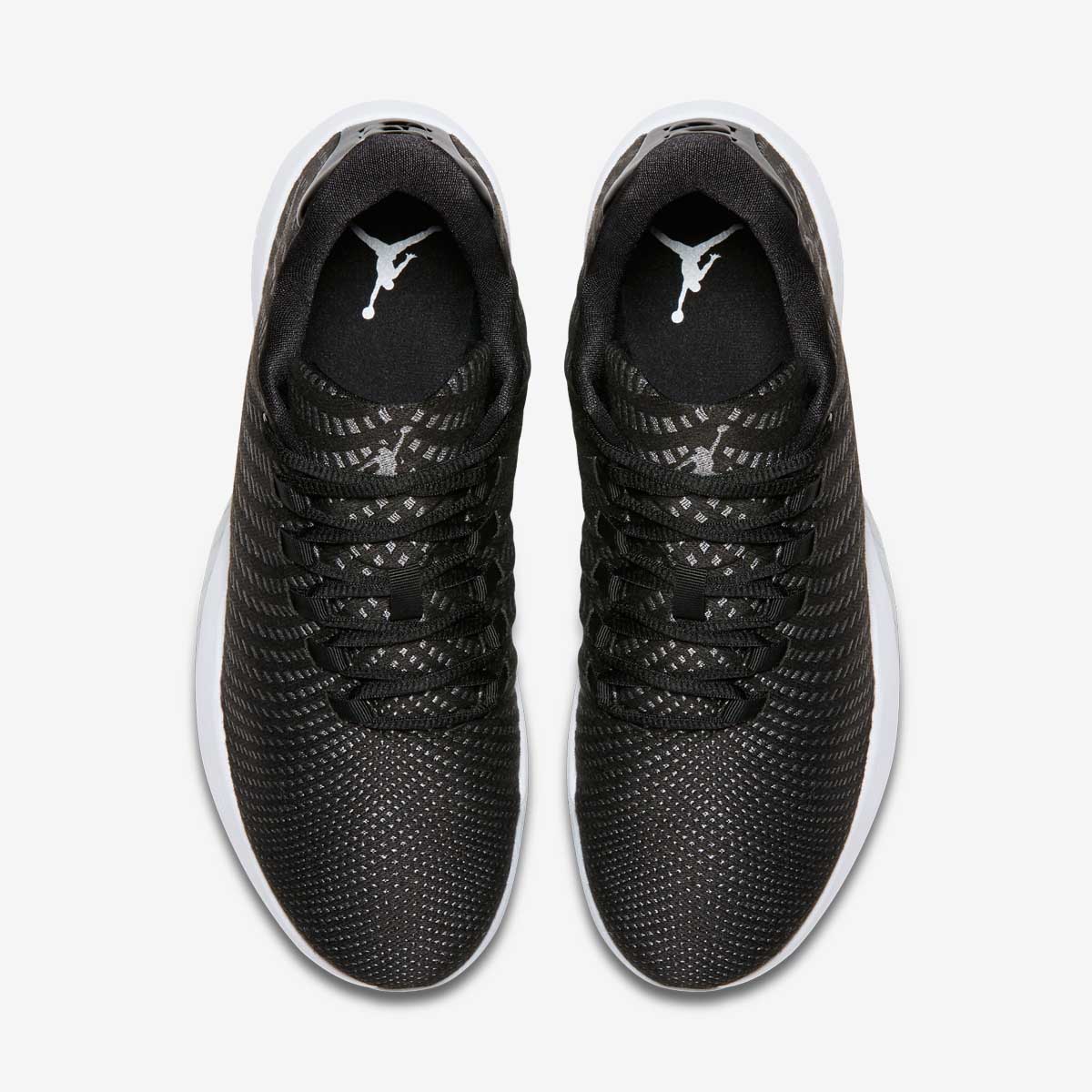 Кроссовки для баскетбола Nike JORDAN B. FLY 