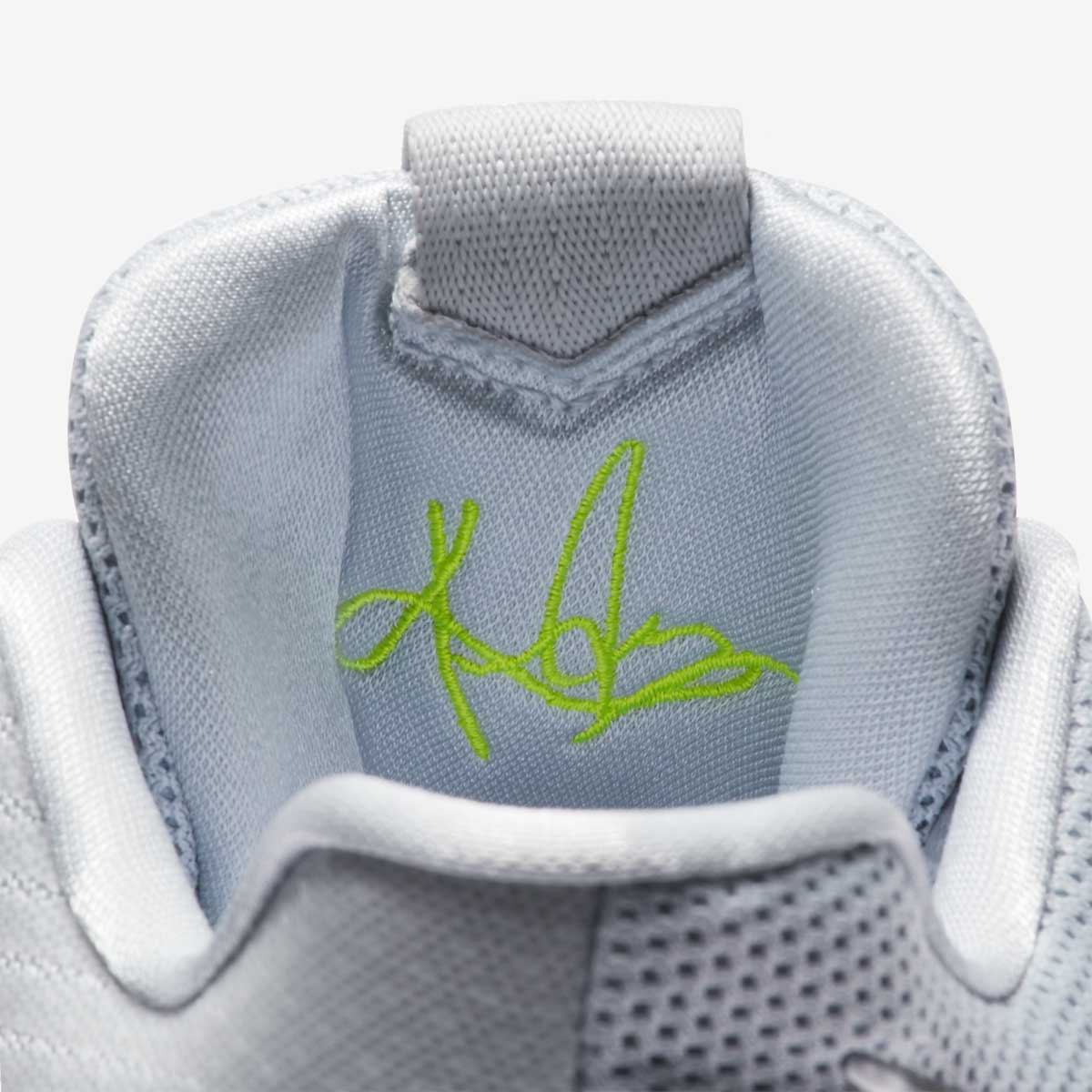 Кроссовки для баскетбола Nike KYRIE 3 AS