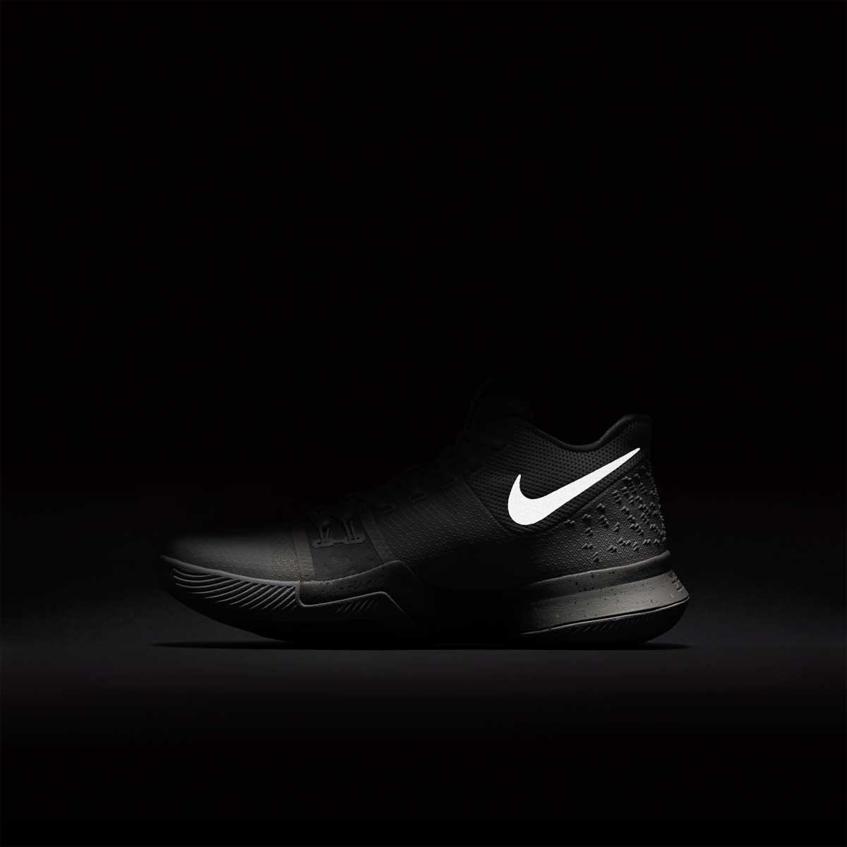 Кроссовки для баскетбола Nike KYRIE III