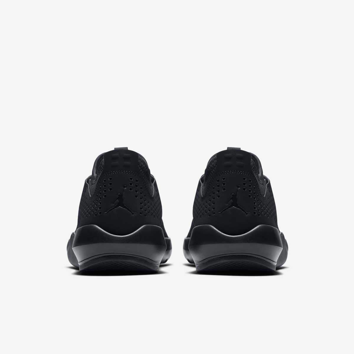 Кроссовки для баскетбола Jordan EXPRESS 