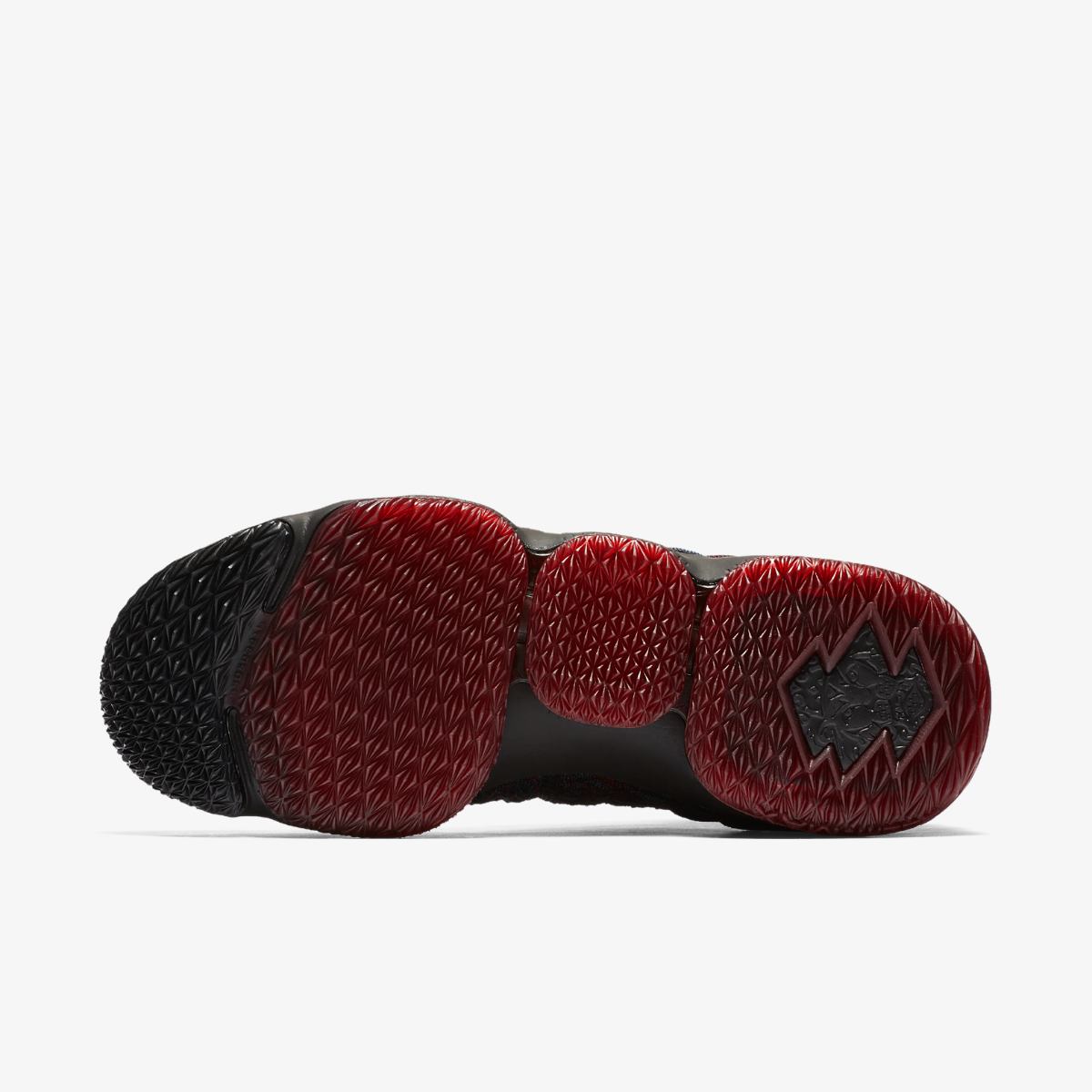 Кроссовки для баскетбола Nike LEBRON XV